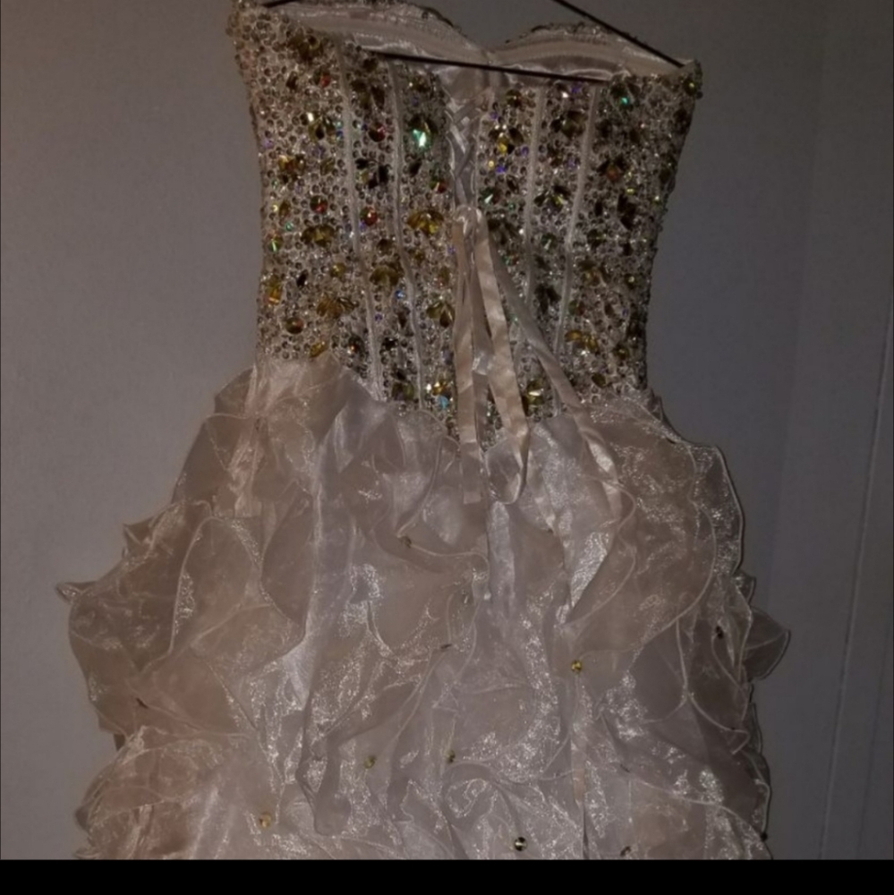 Wedding dress, used for a wedding - Picture 3 of 7